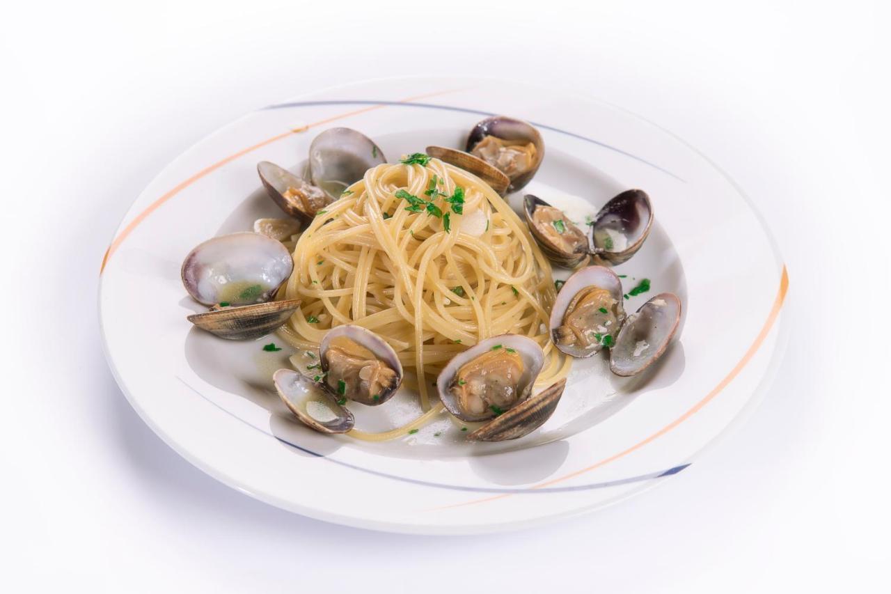 Hotel Ristorante Toscana 알라시오 외부 사진