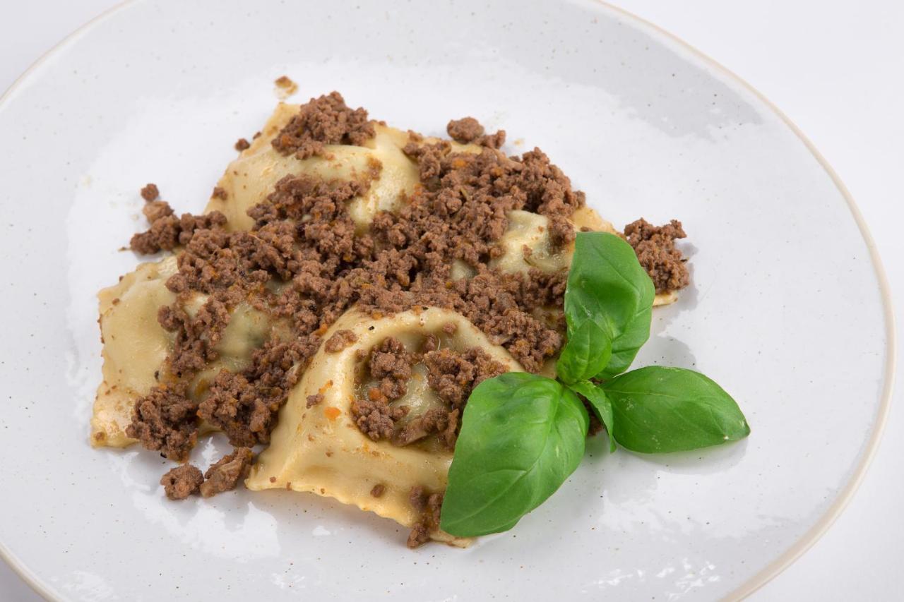 Hotel Ristorante Toscana 알라시오 외부 사진