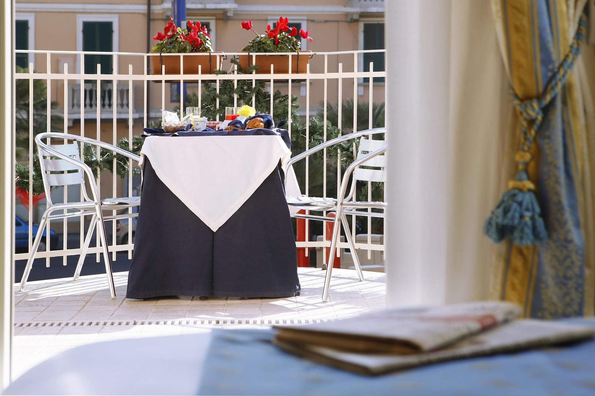 Hotel Ristorante Toscana 알라시오 외부 사진
