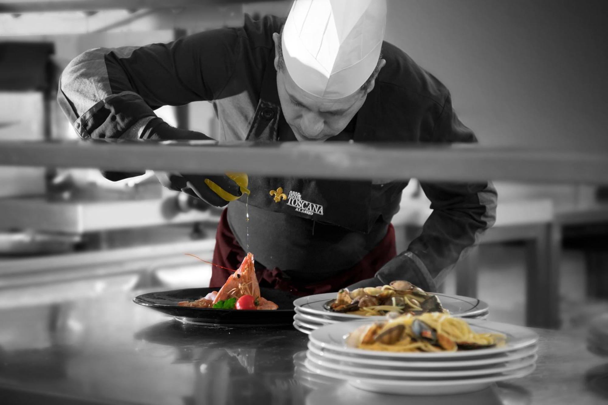 Hotel Ristorante Toscana 알라시오 외부 사진